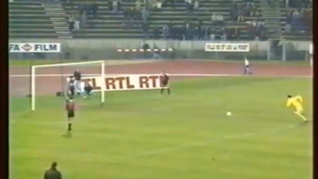 FOOTBALL - COUPE DE FRANCE 1995 : SAINT-LEU - NANTES смотреть онлайн