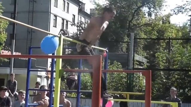 Улетел с лямок