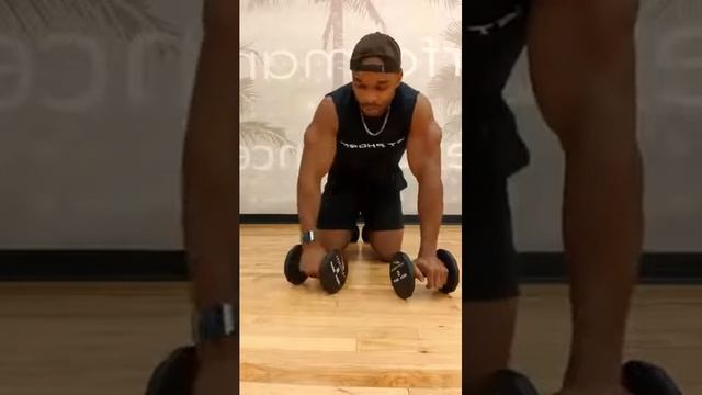 Day 222: 100 Push Up Daily Show смотреть онлайн