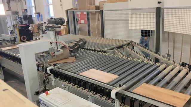 4-sides HOMAG Edge Banding Line KFL 325+326 смотреть онлайн