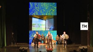 Салават Фәтхетдинов “Әнкәмнең догалары” җырын башкара