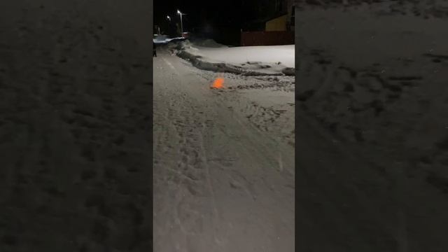 Взрываем 100 петард!!! #петарды #хочувтренды смотреть онлайн