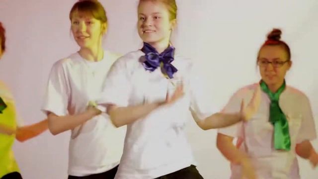 Массовый танец, первокурсники ИГНИ «Армия Земли» смотреть онлайн