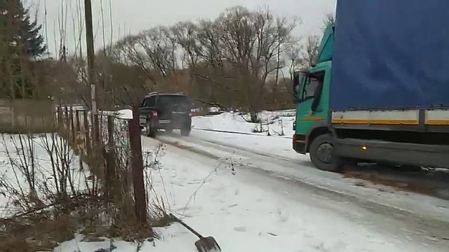 как УАЗ Патриот и Дима грузовик спасали) смотреть онлайн
