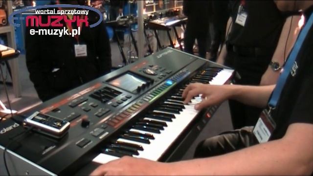 Musikmesse 2011 Roland Jupiter-80 demo 3 - E-MUZYK.pl смотреть онлайн