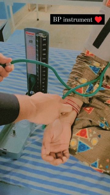 How to check blood pressure manually|B.P measurements#bloodpressure #check #neet #shorts #viral смотреть онлайн