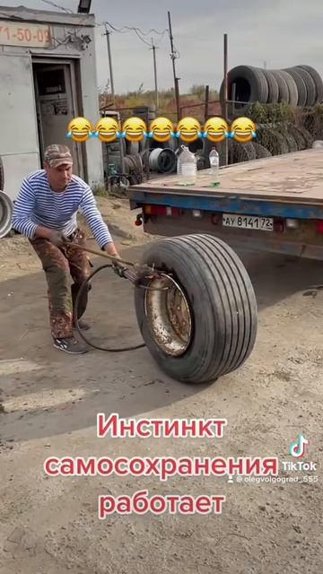 Грузовой шиномонтаж 24/7#диски #волгоград #шины #шиномонтаж #дальнобой смотреть онлайн