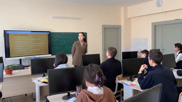 “Ағылшын тілі” Ашык сабак 8 сынып Гульзира Аширбеккызы смотреть онлайн