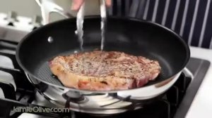 Jamie Oliver. Сочный стейк.