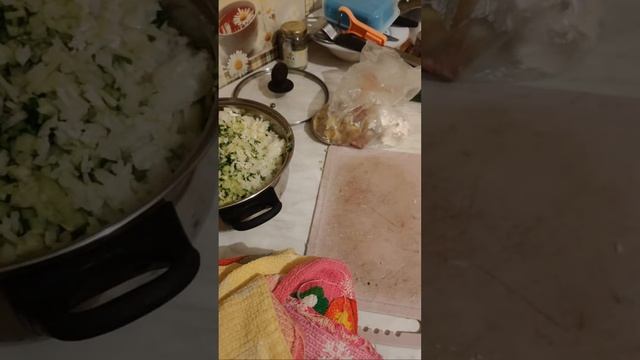 Окрошка🍜🥣 Готовим сами. Рецепты. Едим дома. смотреть онлайн