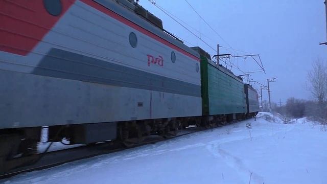 Новогодний ВЛ11-506/399 Б следует резервом