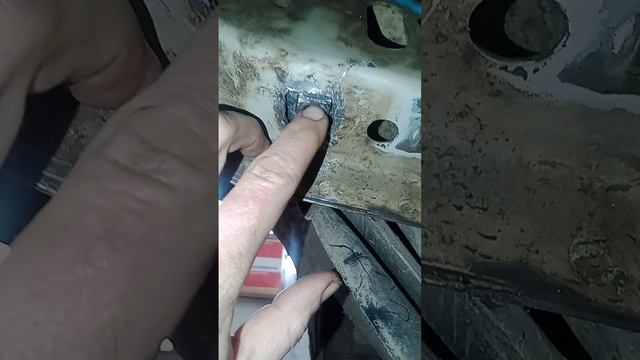 что делать если оторвалась гайка внутри лонжерона смотреть онлайн