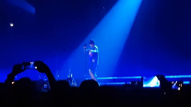 Runaway Baby - Bruno Mars [24k Magic Tour Singapore 2018] 7/5 смотреть онлайн