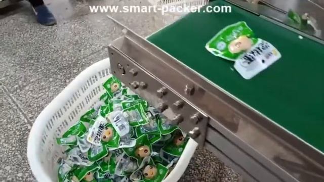 Ротационная яичка для подачи наполнения вакуумной уплотнительной упаковочной машины Автоматический смотреть онлайн