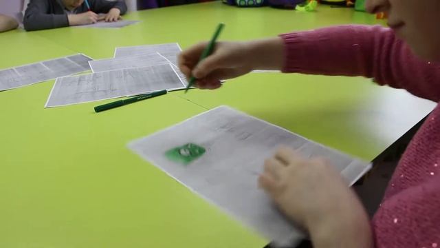 Экскурсия на швейное производство для ребят из СРЦ "Возвращение" смотреть онлайн