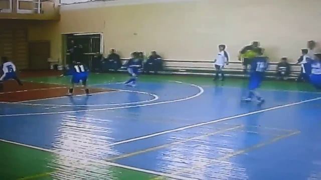 "Вымпел"Королев 1997г.в ХV-ом Всероссийском турнире Лиги мини-футбола"Кожаный мяч"в г.Иваново.2007г смотреть онлайн