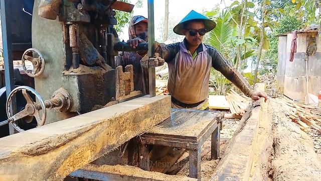 Kayu Jati 4 meter ‼️Bahan Balok Rumah Jawa, Di Rajang Gergaji Bandsaw Rakitan смотреть онлайн