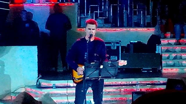 Вячеслав Бутусов и группа Ю-Питер (Одесса, Итака, 24.06.2015) - Скованные одной цепью смотреть онлайн