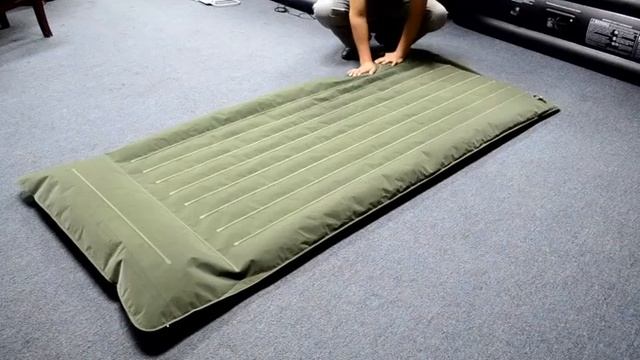 inflate the camping mattress by built-in hand pump смотреть онлайн