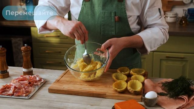 Запеченный картофель с беконом и сыром смотреть онлайн