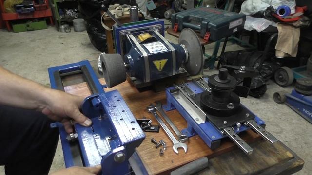 Комбинированный заточной станок для заточки ножей фуганка и пильных дисков. смотреть онлайн