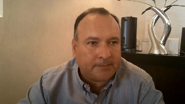 Mr. Cream, Pancakes and Waffles Restaurant Entrevista en Español смотреть онлайн