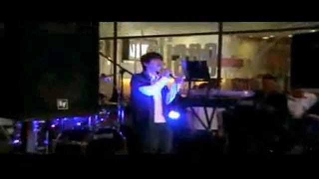 IO CANTO - Roberto Tramutola al centro commerciale I MARSI - e non abbiam bisogno di parole смотреть онлайн