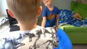 Сумасшедшая НЕРФ БИТВА . БРОС ШОУ