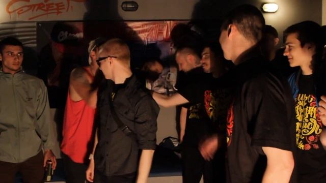 Говядина Beef 6/2 сезон 5 выпуск : Калиф VS Avas смотреть онлайн