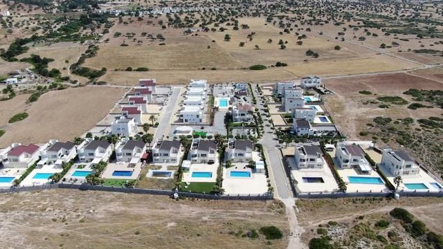 Caesar Bay - North Cyprus смотреть онлайн