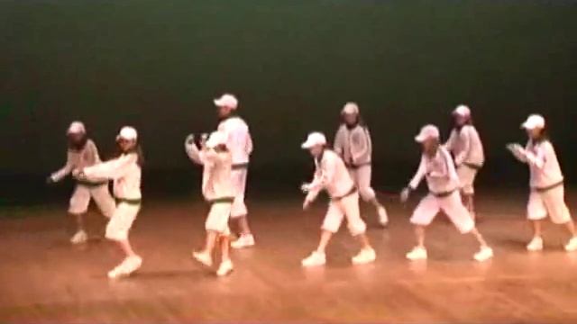 Pon de Replay смотреть онлайн