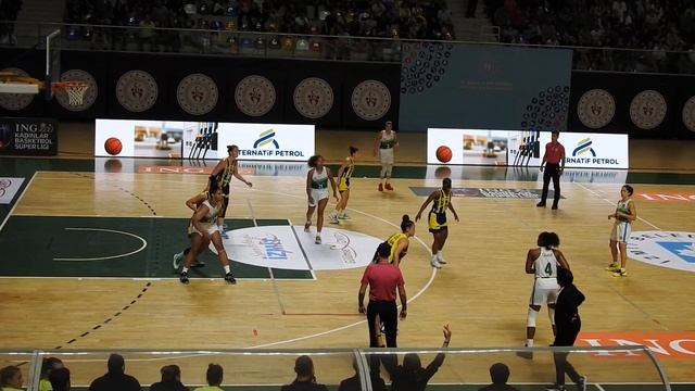 Fenerbahçe Alagöz Holding - İzmit Belediyespor maçını oyuncularla birlikte izledik Napheesa Collier смотреть онлайн