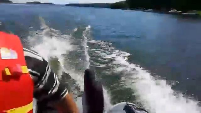 SIB SPORT INFLATABLE BOAT 12 FEET WITH 9.9 MERCURY 2 STROKE SHORT SHAFT ...http://WWW.SIBSPORT.CA смотреть онлайн