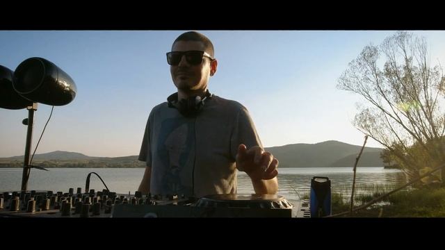 ALTCVA Ep01 - Drummer In Cosmos at Surduc Lake смотреть онлайн