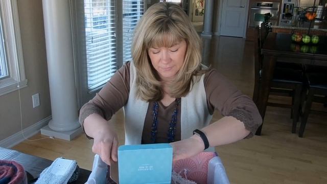 Fab Fit Fun Winter Unboxing 2017 Review and Fit Fab Fun Winter Favorites - My First Box смотреть онлайн