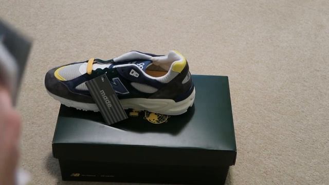 New Balance x Aimé Leon Dore 990 v2 Sneaker Unboxing смотреть онлайн