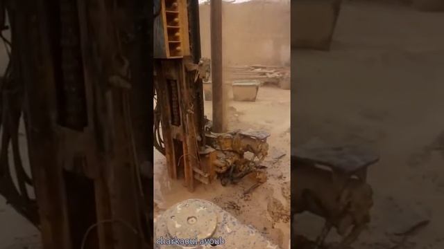 شاهذ خروج الماء من بئر لاول مرة فيذيوا راءع وبسيط يستحق المشاهذة تابع لاخير لا تفوتواااا смотреть онлайн