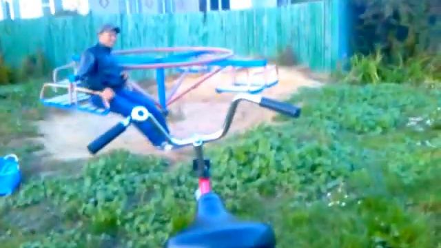 дядя летит в космос :-)