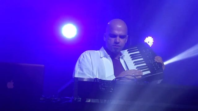 Roger Shah - TRANCEMISSION (Live In Krasnoyarsk, 01.02.2014) 2