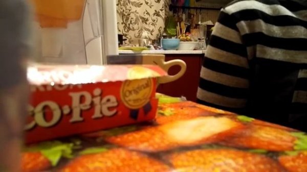 Челлендж попробуй не запивать .