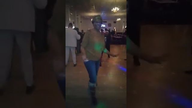 DANCING -- FITNESS DANCE FOR FITNESS DANCING and Having a WONDERFUL TIME at VFW -- February 2018 смотреть онлайн