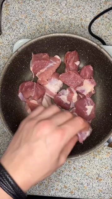 Шашлык в сковородке🔥🔥🔥🔥🧯 смотреть онлайн