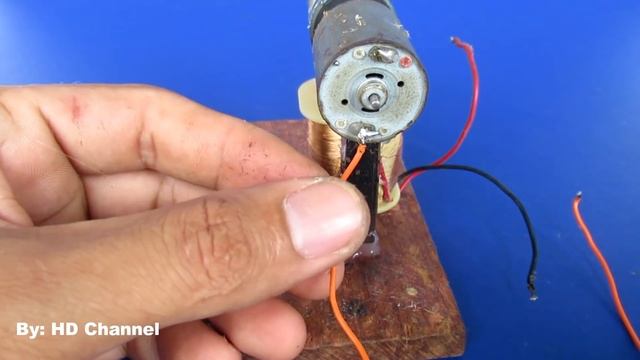 Homemade easy DIY electric free energy Motor with light bulb - Simple projects at home смотреть онлайн