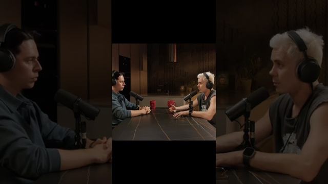 Почему не расплываются татуировки