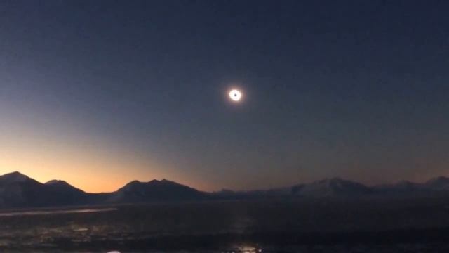 Полное Солнечное Затмение. Total Solar Eclipse. 2015 смотреть онлайн