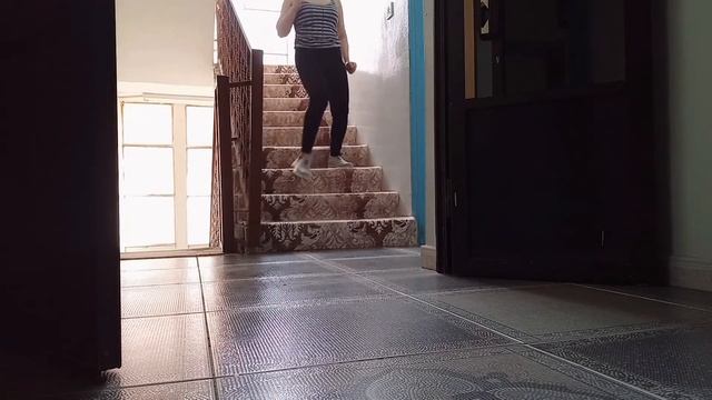 Wearing Adult diaper while Workout | Stairs Workout | Lose Weight/Lose Belly Fat смотреть онлайн
