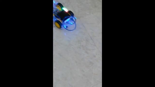 Robot Arduino смотреть онлайн