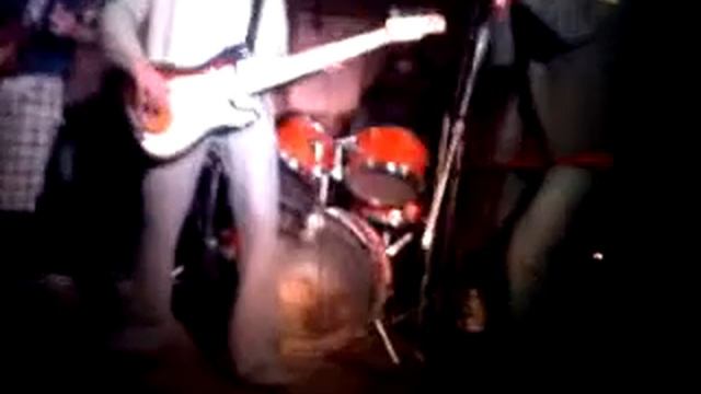 Странные Рыбы - Плакатом настену смотреть онлайн