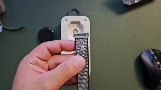 Fitbit Ace LTE by Google Unboxing and First Impressions смотреть онлайн