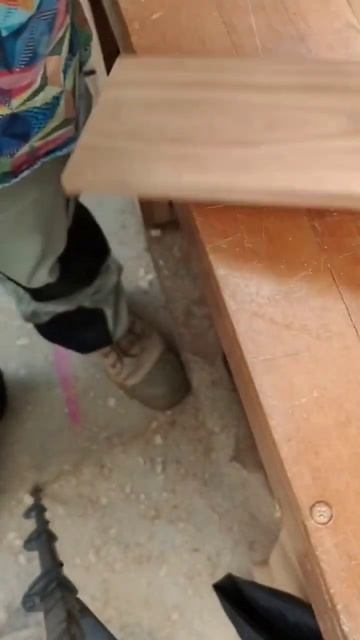 Using a marking gauge смотреть онлайн